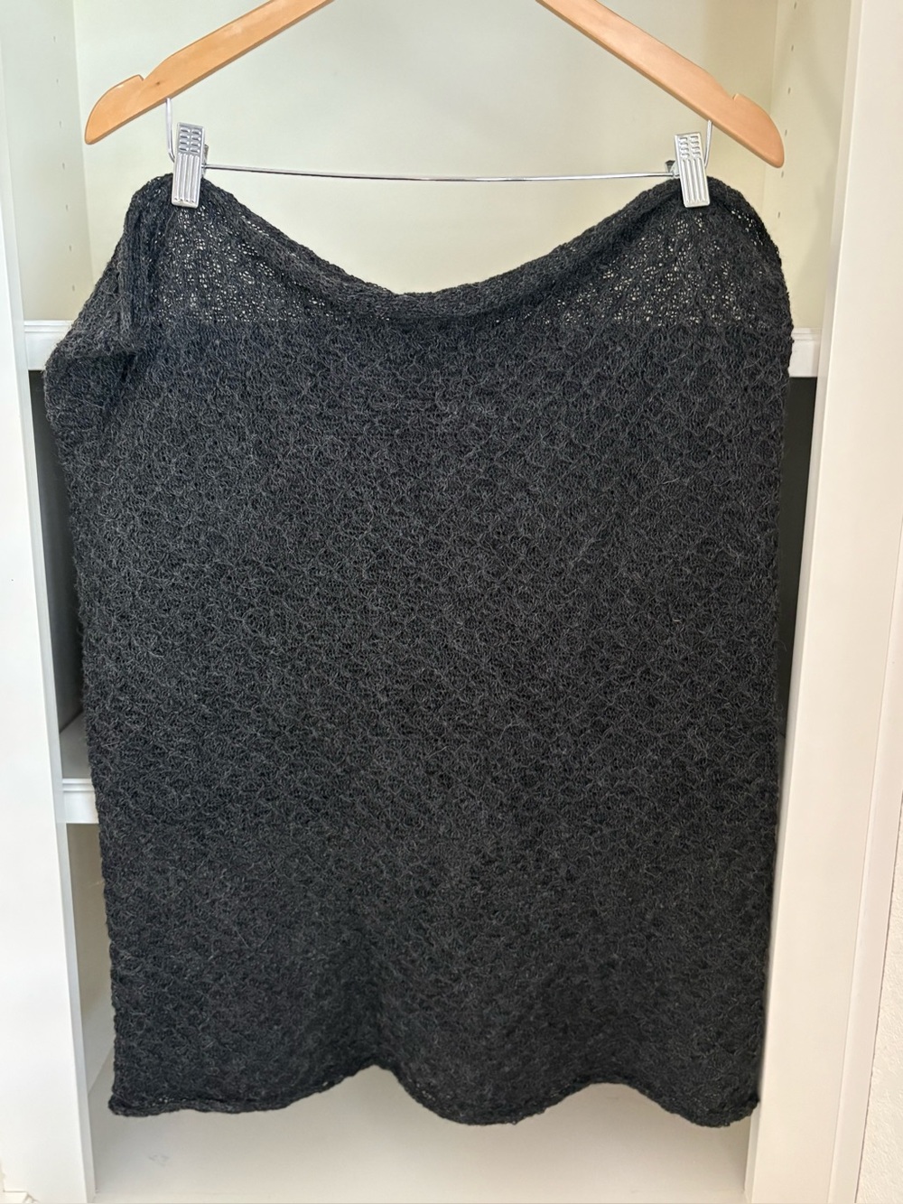Etno Alpaca infinity scarf black baby alpaca